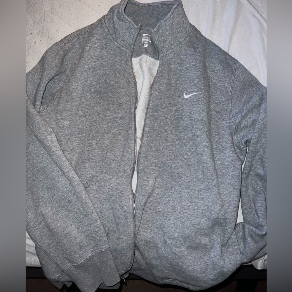 Men’s Nike zip up